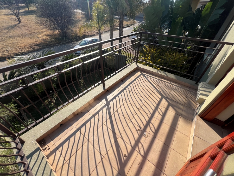 To Let 3 Bedroom Property for Rent in Wilkoppies North West